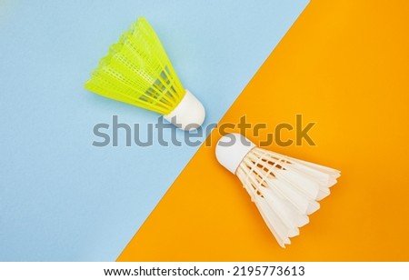 Simple stitching color placed on badminton