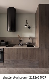 Einfache und stilvolle Küche mit Holzmöbeln, Fußboden und schwarzem Dekor