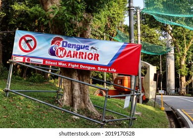 SINGAPORE - 1 JUL 2021: An Anti-dengue Fever Educational Banner In Sentosa Island's Tourist Attractions On Preventing Aedes Aegypti Mosquito Breeding. Dengue Is Endemic With More New DenV-3 Serotypes.