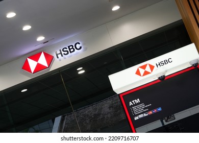 Singapore 1 June 2022. HSBC Bank Logo On Financial Building