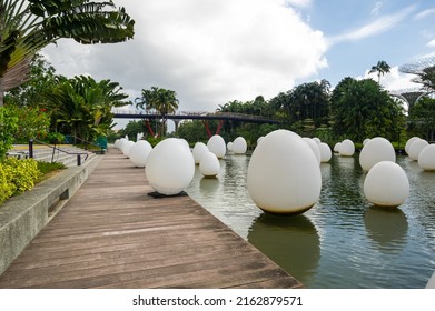 SINGAPORE - 19 FEBRUARY, 2020: View of the eggs floating over water, the decoration at the Dragonfly Lake in Garden by the bay park in Singapore