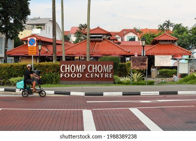 SINGAPORE – 19 JUL 2021: Chomp Chomp Food Centre Was Popular For Its Variety Of Local Dishes. Covid-19's Dine-in Restrictions Have Led To Many Food Stalls Shuttered Or Operating At Shorter Times. 