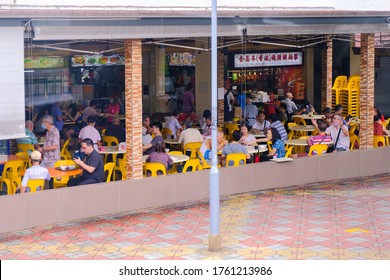 Singapore 2020Jun22 People Dining Out At Coffeeshop In Chong Pang After Covid-19 Restrictions Are Gradually Lifted In Phase 2. Coronavirus Outbreak; Masks Could Be Removed When Eating.