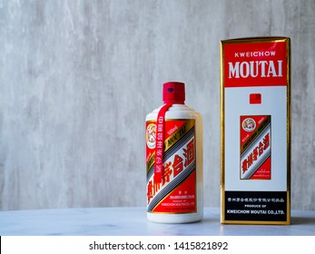 SINGAPORE, 29 MARCH 2019 - A Bottle Of Maotai Baijiu Liqour Alongside The Original Packaging. Maotai Is A Famous Chinese Liqour Of Cultural Significance From Guizhou, China