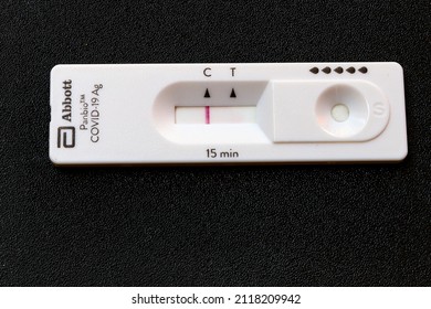 SINGAPORE - 3 JAN 2022: A Self-administered Covid-19 ART (Antigen Rapid Test) Test Kit Shows One Red Line, Indicating No Covid-19 Infection In The Nasal Swab Of The Patient.