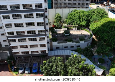 SINGAPORE - 7 SEP 2021: A Newer 2-ROOM Housing Board HDB Block Of Flats In Toa Payoh. It Has 1 Bedroom With Attached Bathroom, A Store Room And Kitchen. Floor Area Is 36 Or 45 Sq M. 