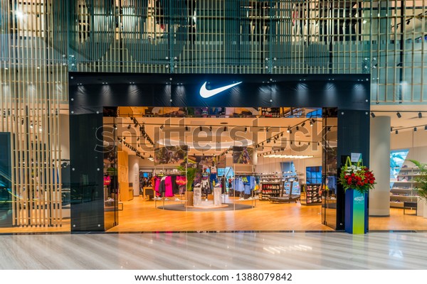 nike store outlet singapore