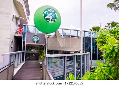 Singapore : April 2020 : Starbucks Coffee Brand Logo In Singapore Near Merlion Park. Famous Coffee Shop In The World.

