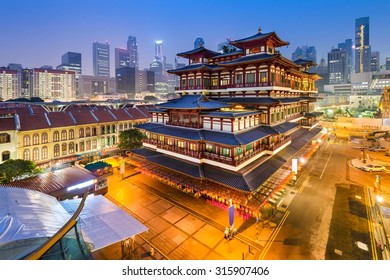 Singapore At The Buddha Tooth Relic Temple.