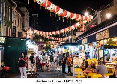 Singapore - CIRCA NOVEMBER 2016: China District Night Life