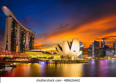Singapore city skyline, Marina bay at dusk, Singapore