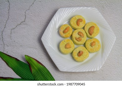 Singapore Cookies Cashew Nut Cookies