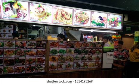 Singapore , Singapore - Feb 5 2019: A Crowded Hawker Stall In Bugis Street