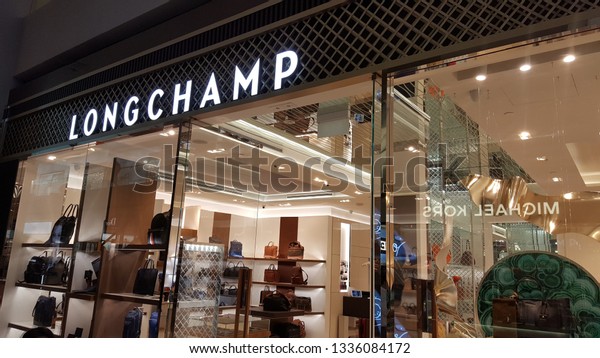 longchamp singapore store