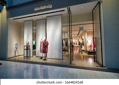 482 Shopp window Images, Stock Photos & Vectors | Shutterstock