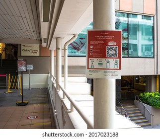 Singapore - July 30 2021: Safe Entry Poster Outside Chinatown Point Shopping Mall For Visitors To Check-in And Out For Contact Tracing Purposes