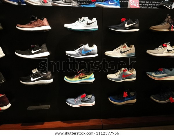nike shoes in stores