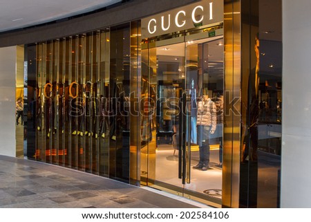 SINGAPORE JUNE 19 Gucci Store Marina Stock Photo (Edit Now) 202584106 - Shutterstock