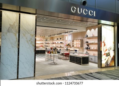 Gucci Images, Stock Photos & Vectors | Shutterstock