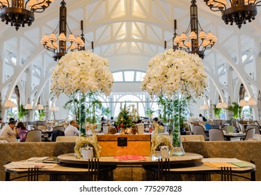 SINGAPORE-14 DEC 2017:Singapore  Fullerton Hotel Restaurant View