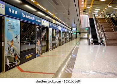 Singapore-19 FEB 2020:Singapore Tan Kah Kee Subway Station Platform View