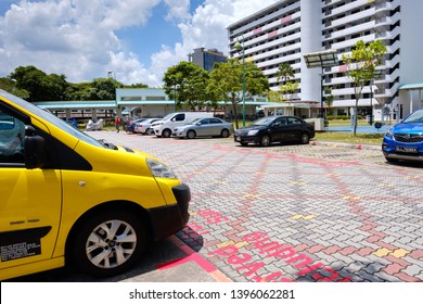 SINGAPORE-22 FEB 2019:Singapore HDB Area Public Car Park View