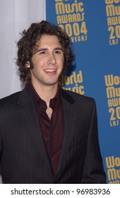 Singer JOSH GROBAN At The 16th Annual World Music Awards At The Thomas And Mack Centre, Las Vegas. September15, 2004