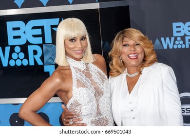 Singer Tamar Braxton And Mother Attends The 2017 BET Awards At Microsoft Theater On June 25th, 2017 In Los Angeles, California - USA