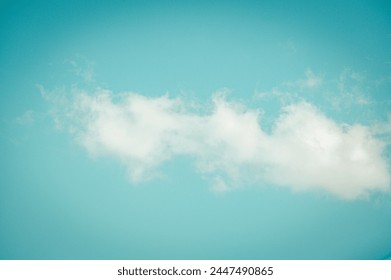 Una sola nube frente