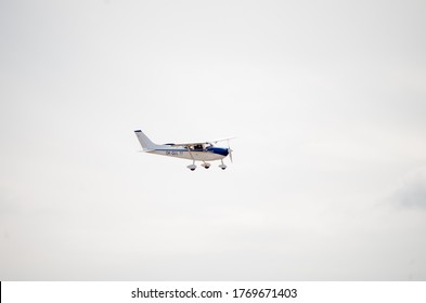 Single Engine Cesna Preparing For Landing