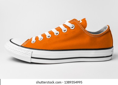 orange shose