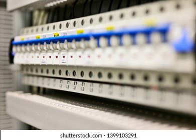 Single Phase Circuit Breaker Series.