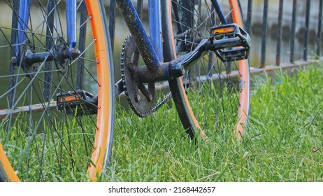 Single Speed Urban Road Bike Parked Unsecured By River Bank Railing