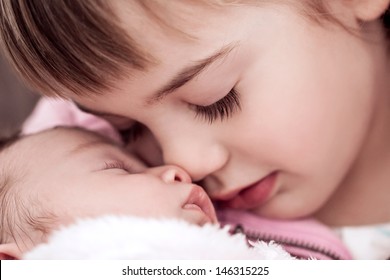 Sister love - Powered by Shutterstock