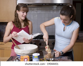 Sisters Cooking