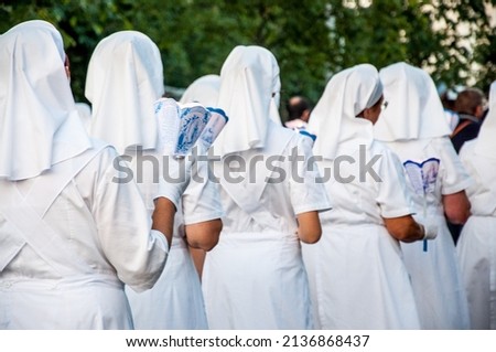 sisters and nuns in lourdes