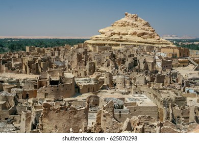 The Siwa Oasis Between The Qattara Depression And The Egyptian Sand Sea In The Western Desert, Nearly 50 Km (30 Mi) East Of The Libyan Border, Wahat Siwa, Egypt