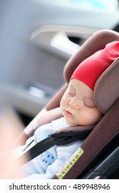 Six Months Old Baby Sleeping In Car Seat