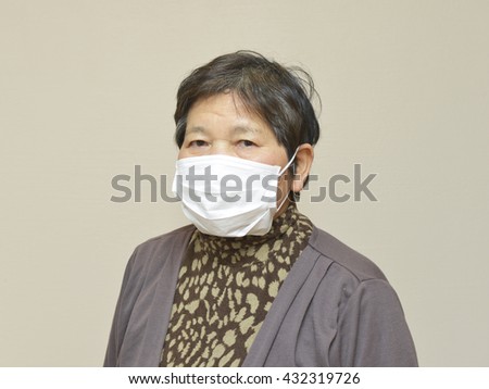 Sixty years old woman ; Eye, Allergic rhinitis, hay fever