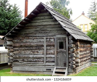 Log Cabin Alaska Stock Photos Images Photography Shutterstock