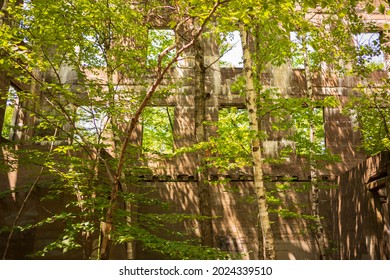 The Skeletal Remains Of The Catskills Hotel, The Overlook Mountain House, Welcomes Hikers Who Journey To The Top Of Overlook Mountain, Located Near Woodstock, New York. 