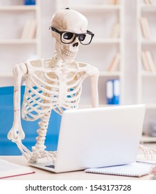 Skeleton Computer Images, Stock Photos & Vectors | Shutterstock