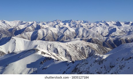 Skiing At Mt Hutt, New Zealand