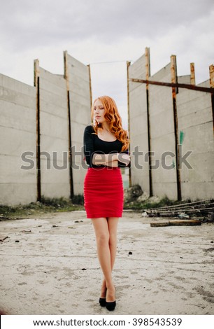 Skinny redhead video