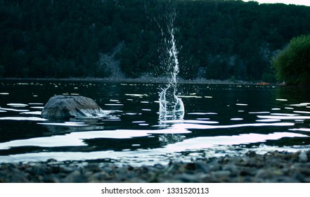 Skipping Rocks Splashing