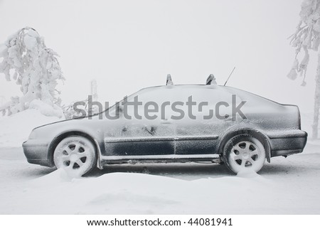 Skoda Octavia car in winter