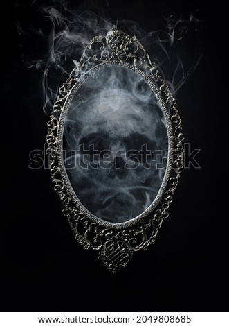 Skull Mirror Horror Scary Halloween Night