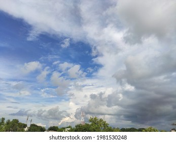 The Sky Is The Best Model You Can Have. It Looks Amazing Everyday. Just Looking At This Photo Can Take Away All Your Tiredness.