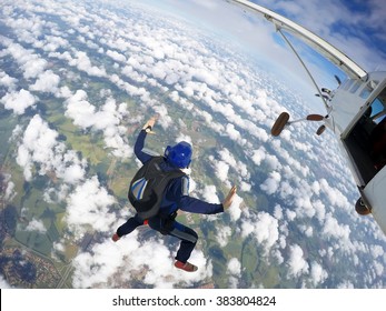 Sky Diving From The Airship