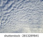 The sky wrapped in countless cotton-like clouds
